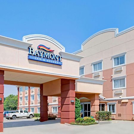 Baymont By Wyndham Dallas/ Love Field Екстериор снимка